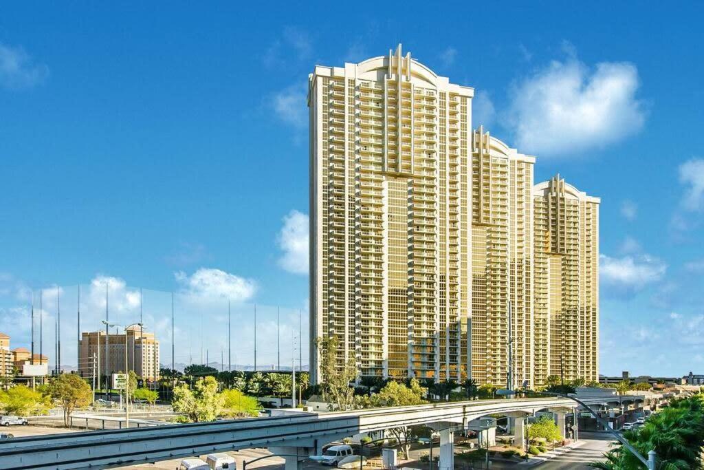 Mgm No Fees 5607